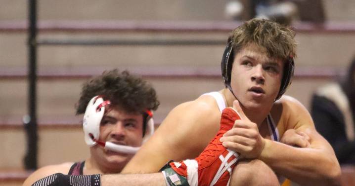 Knox Homola, Hampshire pin down FVC win over Prairie Ridge