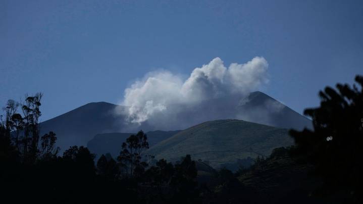 'We're not afraid': Life goes on for Indigenous Colombians despite volcano eruption risk