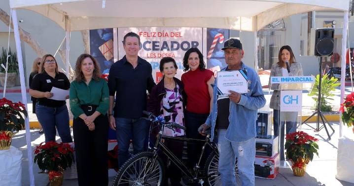 Reconocen labor de voceadores