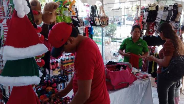 Comerciantes de Culiacán abren el Bazar Navideño, buscan repunte del 100 por ciento