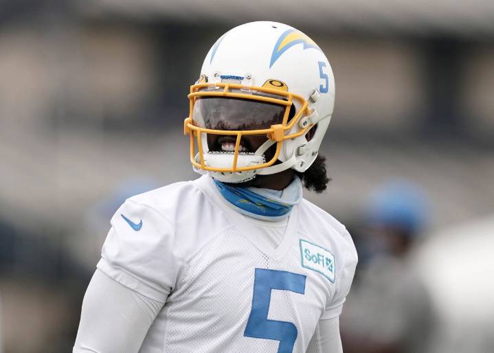 Tyrod Taylor’s Serious Lung Puncture Issue Surfaces as Steelers’ TJ Watt Admitted to the Hospital