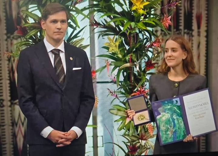 En el exilio, María Corina Machado recibe el premio Nobel de paz