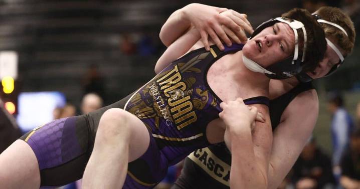 Tired of beating up on themselves, Cascade wrestlers ready to host Badger Invite