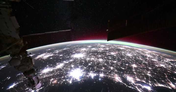 Astronaut captures breathtaking views of aurora from orbit