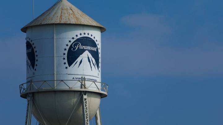 Stocks making the biggest moves midday: PSKY, RBRK, NFLX, PSN, ALB and more