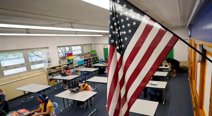 ALERTA familias: mira AQUÍ las fechas oficiales del cierre de colegios en Estados Unidos para diciembre 2025