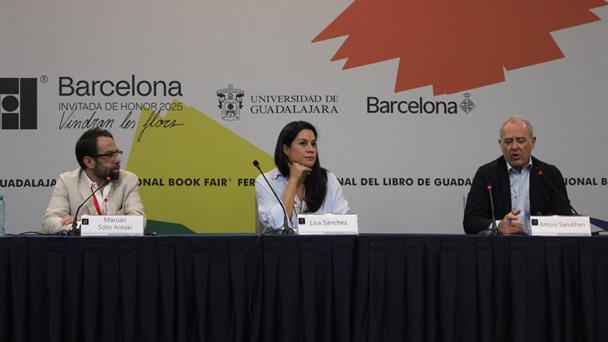 Expertos en la FIL denuncian autoritarismo disfrazado de paz como nueva amenaza global