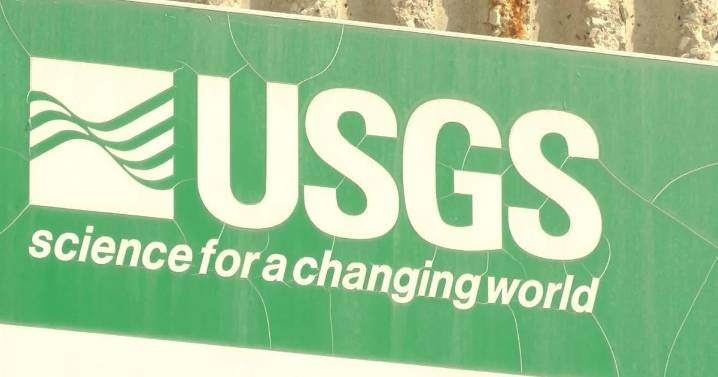 Budget cuts threaten to erase federal funding for Upper Midwest Environmental Sciences Center