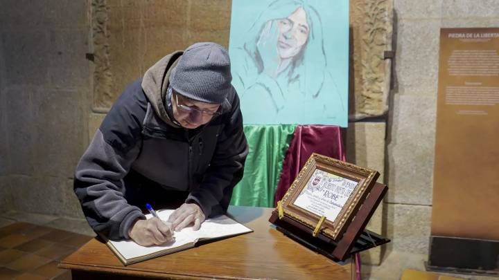 Robe dará nombre al Palacio de Congresos de su ciudad, Plasencia