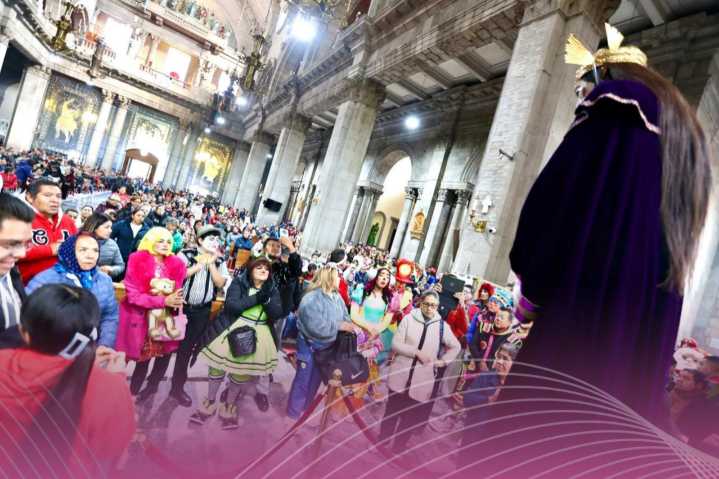 Payaso celebran su día con misa, recorrido y concurso de comparsas