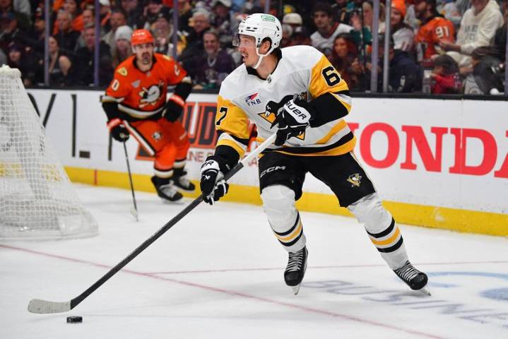 Penguins activate F Rickard Rakell (hand) from IR