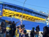 Día del hincha de Boca con mucho calor y más pasión: miles de fanáticos ya se congregan en la Bombonera