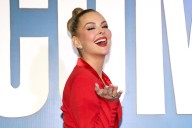 Marjorie de Sousa presume anillo ¿será de compromiso?