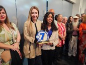 Alumna de la Escuela Artística Niño Simón galardonada en el Salón 7 de diciembre