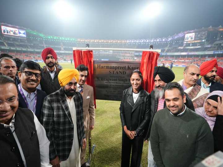 Stands named after Harmanpreet, Yuvraj inaugurated at Mullanpur