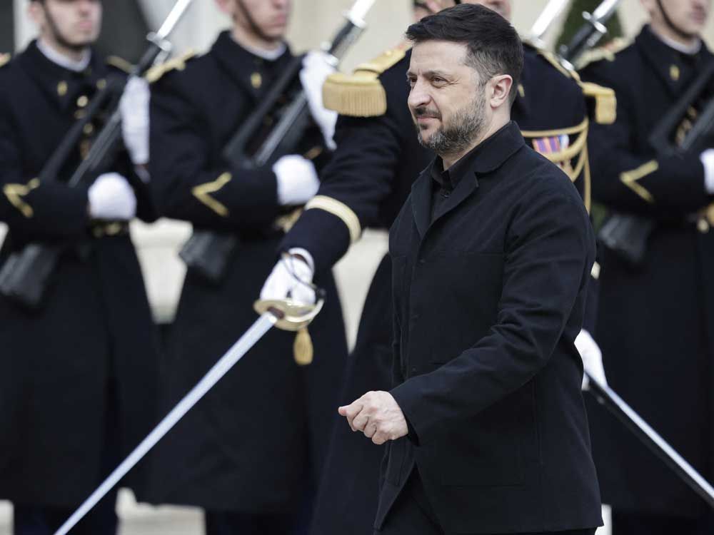 Land, security the sticking points as Russia, Ukraine mull peace deal