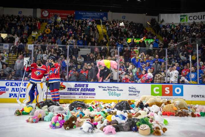 T-Birds collect most-ever stuffed animals on Teddy Bear Toss Night