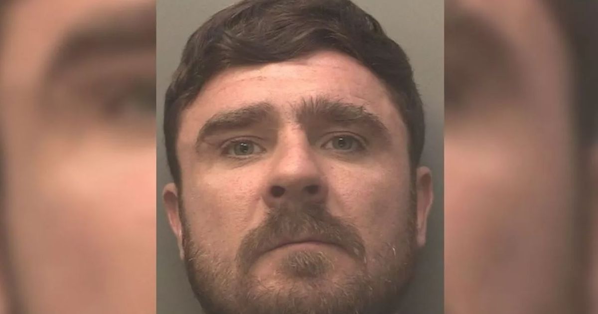 Man rants 'madness this yeno' at judge as he's locked up over e