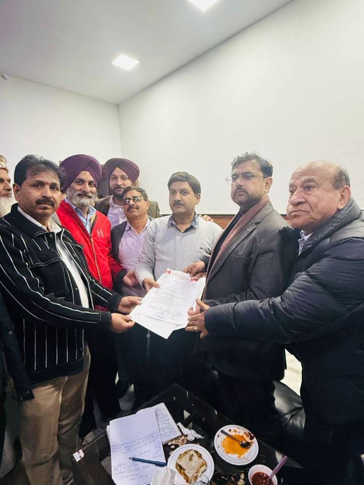Satish, Gupta Review Party Work in Reasi; Seek Clarity from LG on SMVDU Medical College Controversy*