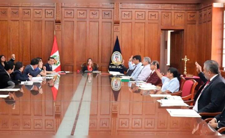 Titular Cecilia León es elegida como presidenta de la Comisión Regional Anticorrupción de La Libertad