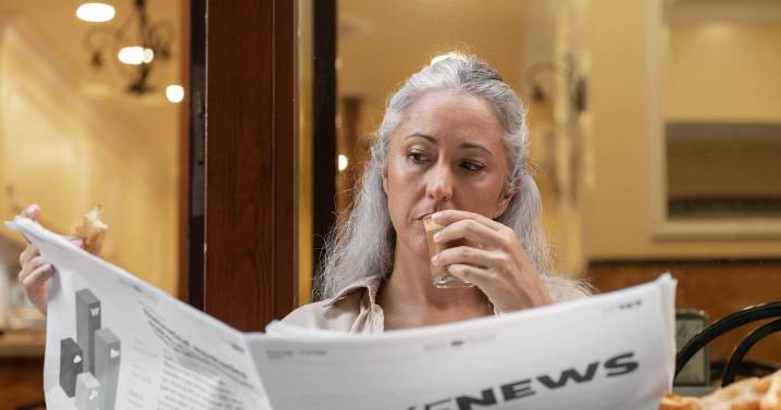 La mentira perfecta: por qué seguimos cayendo en lo que vemos en redes