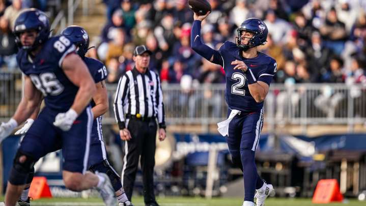 Army football — Black Knights poised for slugfest with UConn