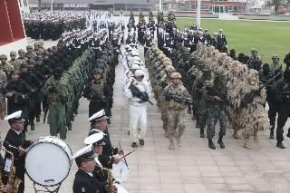 Gobierno aprueba elevar remuneraciones de miembros de las Fuerzas Armadas y policías