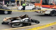 Puente Piedra: Policía muere arrollado por un volquete en la Panamericana Norte | VIDEO Agente que realizaba labores de tránsito cayó de su motocicleta y fue arrollado por pesado vehículo
