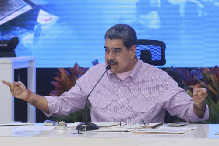 Afirma Maduro que EUA se quiere robar el petróleo de Venezuela