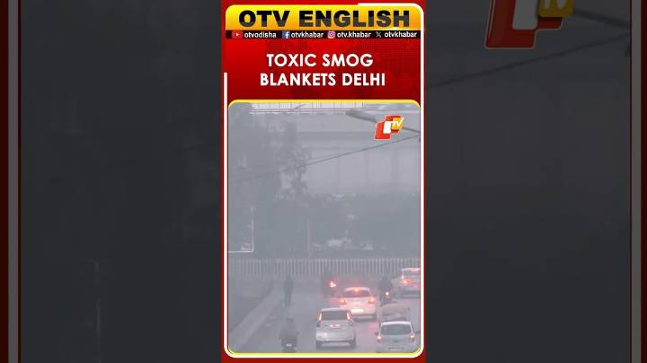 Toxic Smog Blankets Delhi's Akshardham, AQI 'Very Poor'