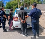 Detuvieron a un hombre y a una joven por un violento asalto a un taxista