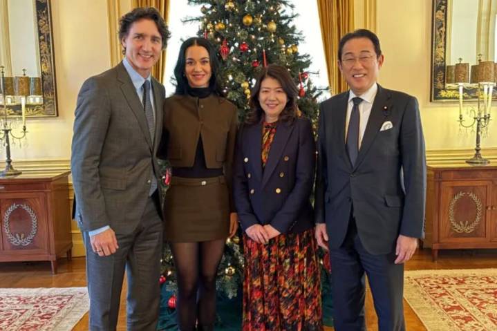Justin Trudeau speaks out after Katy Perry inappropriate Japan photo