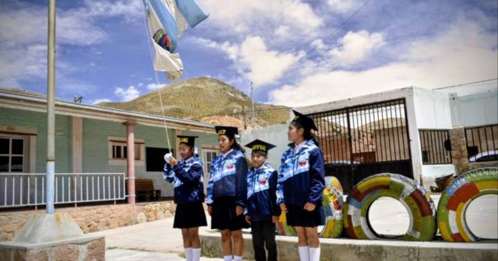 Emotivo cierre del ciclo lectivo en Coranzulí