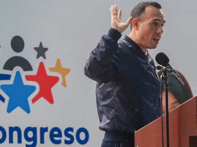 Presidente Jerí insta a jóvenes a construir su futuro con vocación y convicción