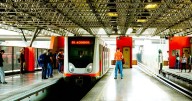 Metro CDMX: Usuarios reportan esperas de hasta 30 minutos en la Línea B