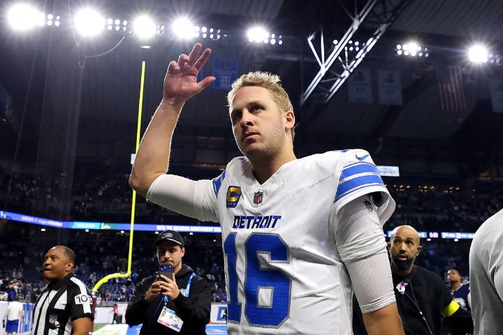 Jared Goff carrying bigger load and takes center stage as Lions make playoff push