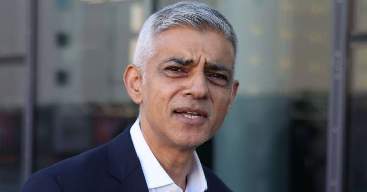 Sadiq Khan again claims Donald Trump is 'obsessed' with him 