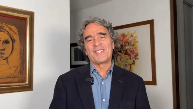 Fajardo se va solo: anuncia que no participará en consultas de marzo de 2026