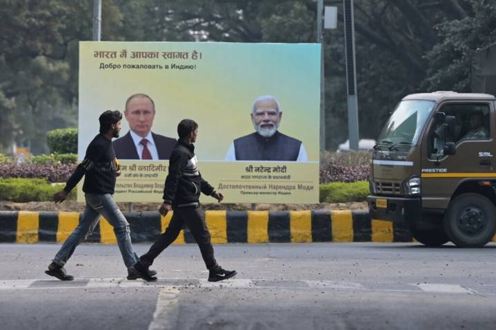 Putin arrives in New Delhi on a state visit aimed at bolstering Russia