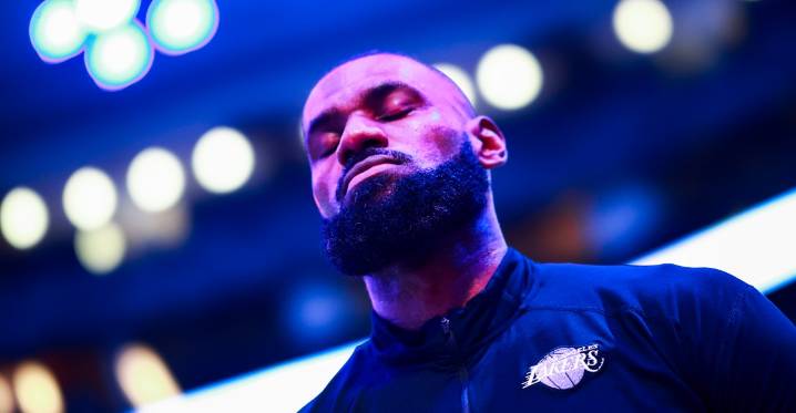 LeBron James out vs. Celtics due to sciatica