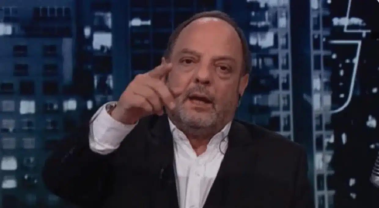 «Tienen problemas, rehice mi vida»: conmoción y shock por la drástica decisión de Baby Etchecopar