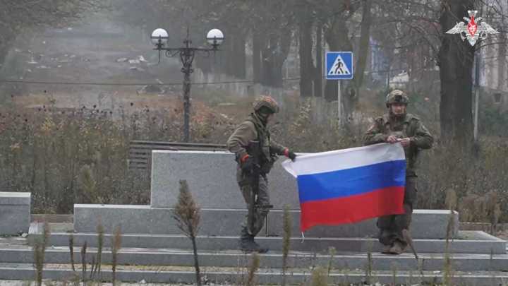 Footage shows Russian troops raising a flag over Pokrovsk as Moscow claims