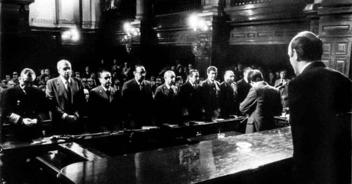 Hoy se cumplen 40 años de la sentencia del Juicio a las Juntas Militares