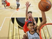 Los Spurs superan al Thunder y avanzan a la final de la NBA Cup