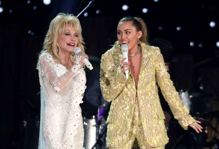 Beloved pop star gives update on Dolly Parton’s health