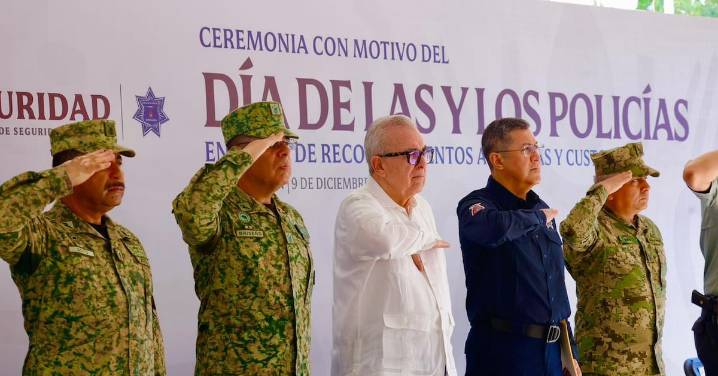 Rubén Rocha reconoce a policías de Sinaloa y anuncia aumento salarial e inversiones en seguridad