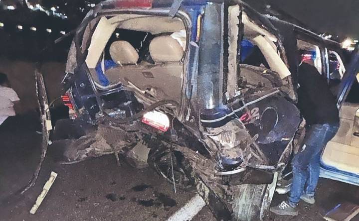 Tragedia nocturna: Tráiler provoca carambola en la carretera Chamapa