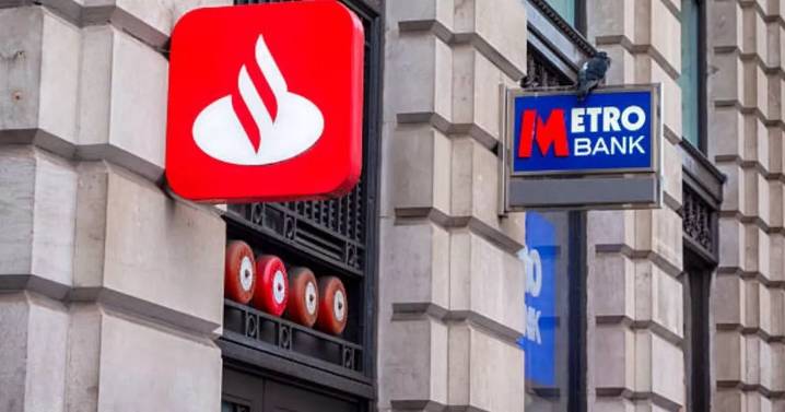 Santander issues update over £200 bonus payments landing for UK customers