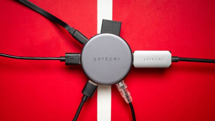 Satechi's new magnetic 7-in-1 USB-C hub is going straight in my travel bag: It has HDMI, USB-A, SD/MicroSD reader, USB PD with 100W charging, and Gigabit Ethernet