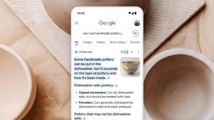Bruselas investiga si Google entrena su IA con contenidos de medios sin pagarles